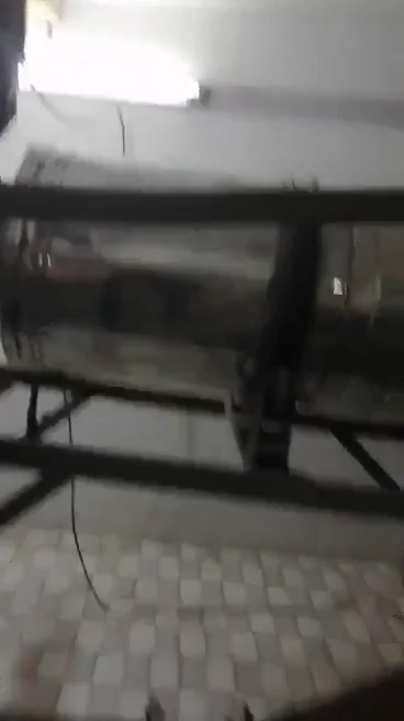 صورة من فيديو معدات نقل المواد